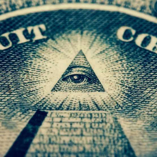 15 Conspiracy Theories Humanity Still Loves to Believe | Den of Geek