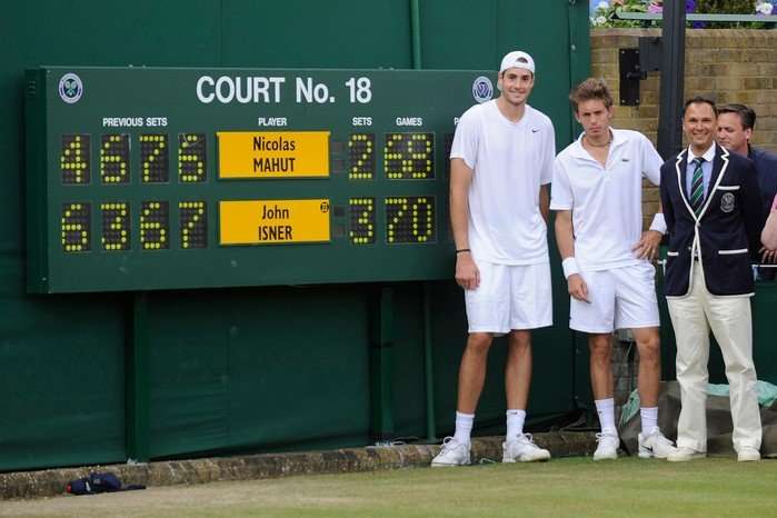John Isner v Nicolas Mahut John Isner v Nicolas Mahut