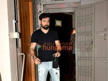 Photos: Emraan Hashmi snapped outside a dubbing studio in Bandra