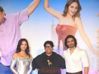 Photos: Rajkumar Hirani, Ahmed Khan and others grace the premiere of Tera Yaar Hoon Main