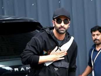 Photos: Ranbir Kapoor spotted outside a Kalina airport Photos: Ranbir Kapoor spotted outside a Kalina airport