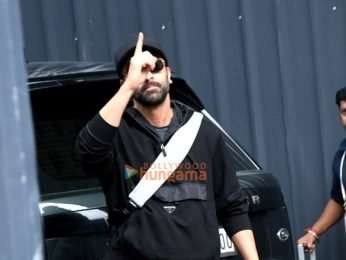 Photos: Ranbir Kapoor spotted outside a Kalina airport