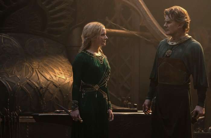 Morfydd Clark as Galadriel and Charles Edwards as Celebrimbor in The Rings of Power