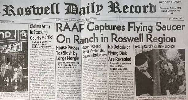 15 Conspiracy Theories Humanity Still Loves to Believe | Den of Geek