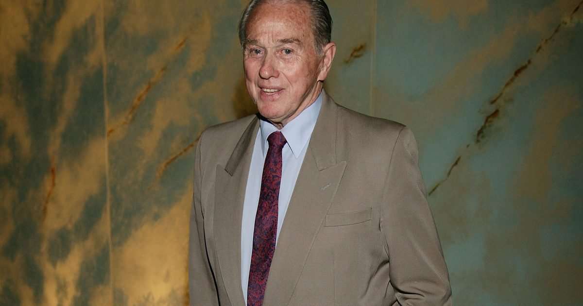 Terence Donovan, Neighbours star and father of Jason, dies aged 90