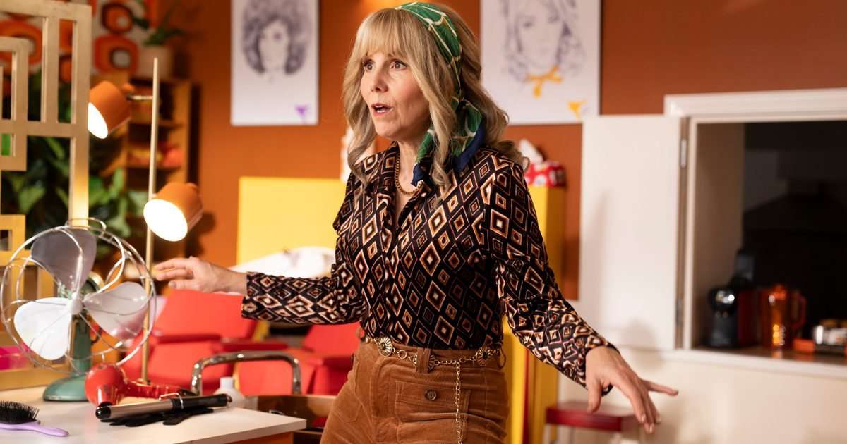 The Hairdresser Mysteries' Sally Phillips: "I'm a bit over young women being found dismembered in snow"
