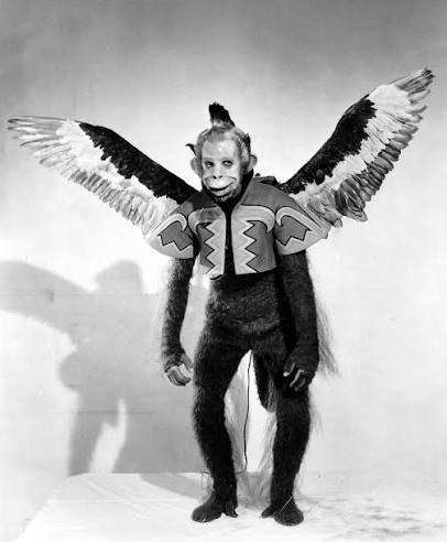 15 Behind the Scenes Photos That Ruin the Movie Magic | Den of Geek