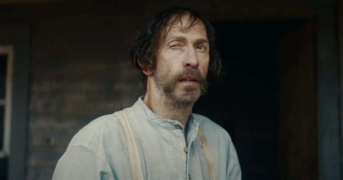 Tim Blake Nelson & Trace Adkins&rsquo; Underrated Western Movie Hits Netflix Today