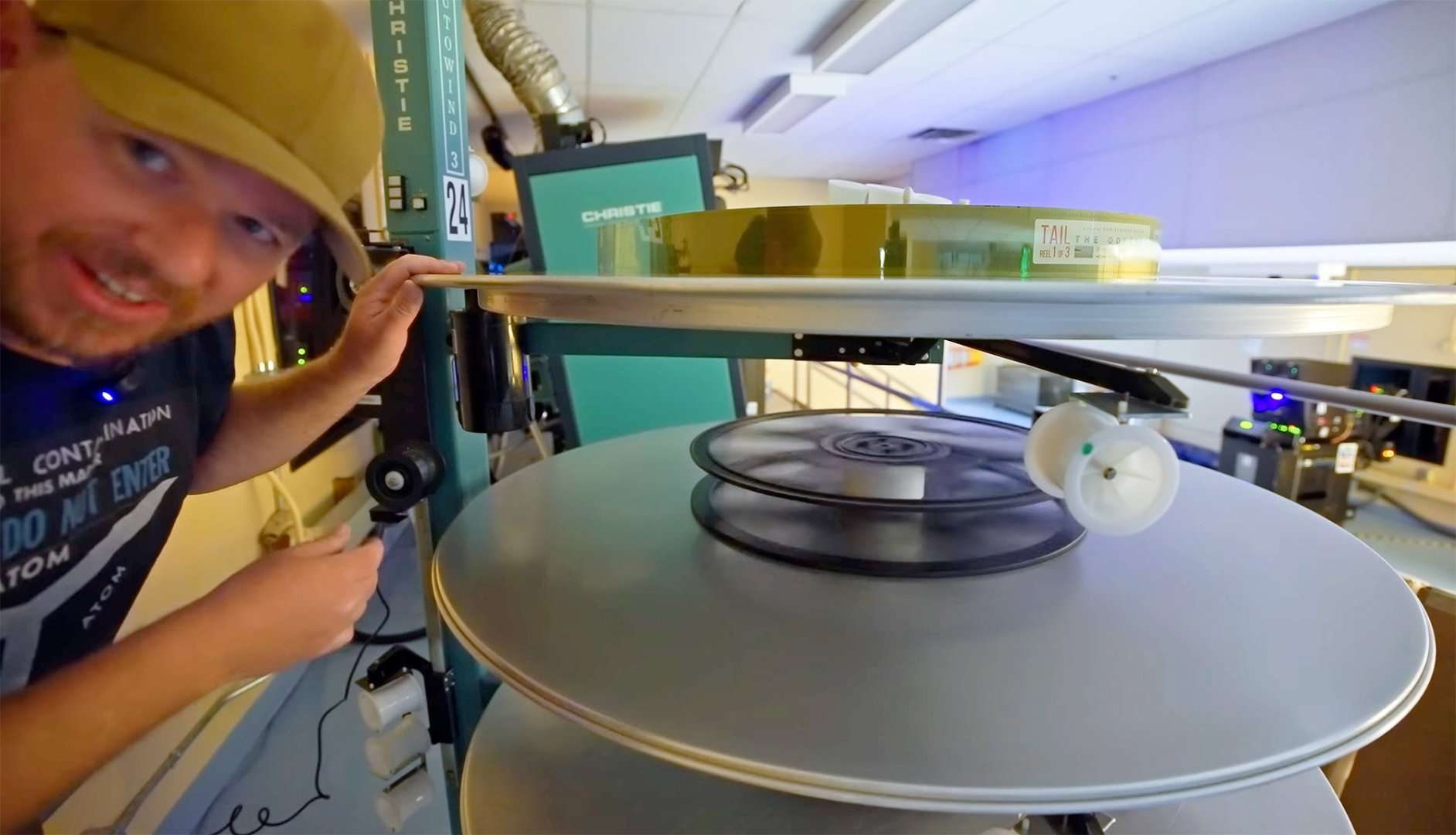 Watch: A Projectionist Threads a 70mm Film Print of 'The Odyssey' | FirstShowing.net