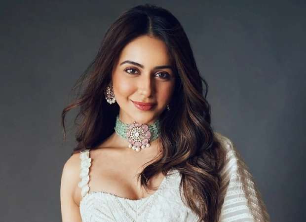 Rakul Preet Singh reveals her outdoor shoots tradition; says, &ldquo;The team lunch ritual is NON negotiable&rdquo;