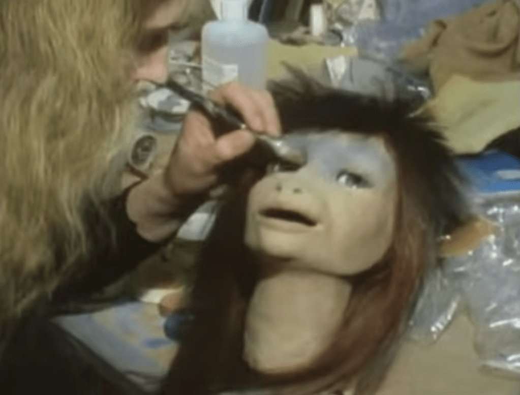 15 Behind-the-Scenes Movie Photos Where Things Don't Look as Glamorous in Real Life | Den of Geek