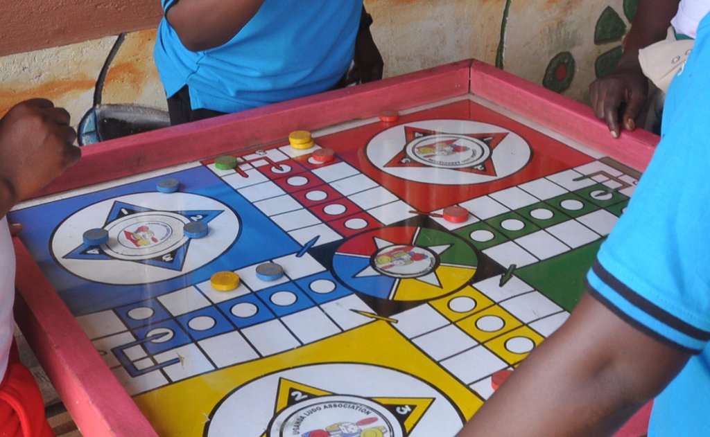 15 Board Games Even Your Grandmother Would Love Playing | Den of Geek