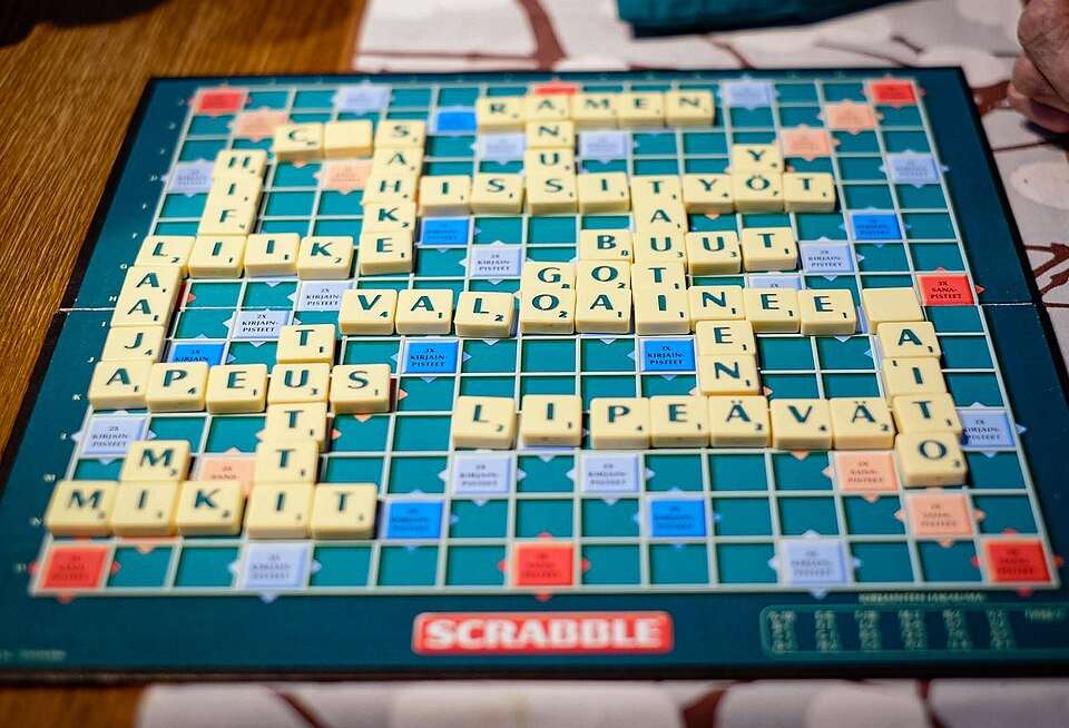 15 Board Games Even Your Grandmother Would Love Playing | Den of Geek