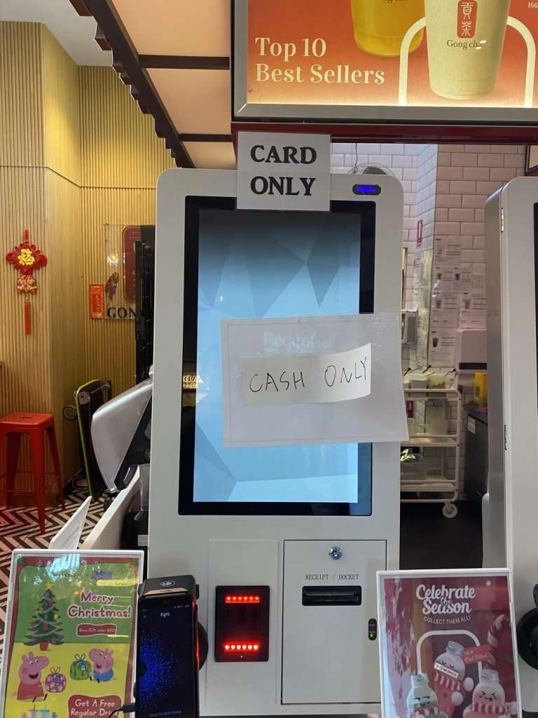 15 Signs That Only Make Going Through the World More Confusing | Den of Geek