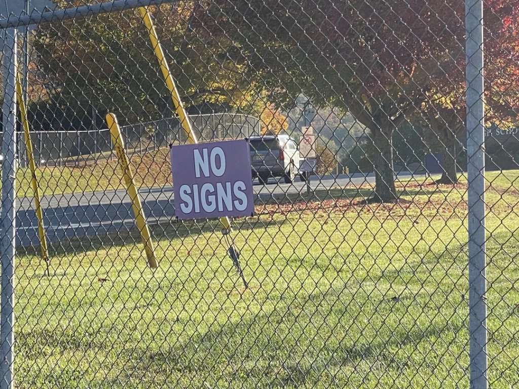 15 Signs That Clearly Weren't Designed By Anyone Literate | Den of Geek