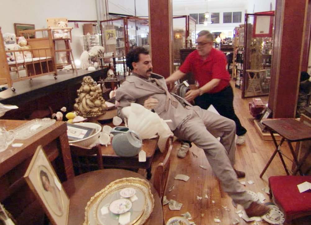 15 of the Most Uncomfortable Moments in "Borat" | Den of Geek